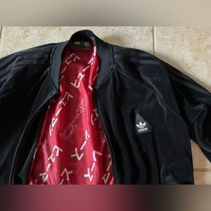 Adidas Originals Pharrell Williams HU Superstar Women's Jacket Black Velvet